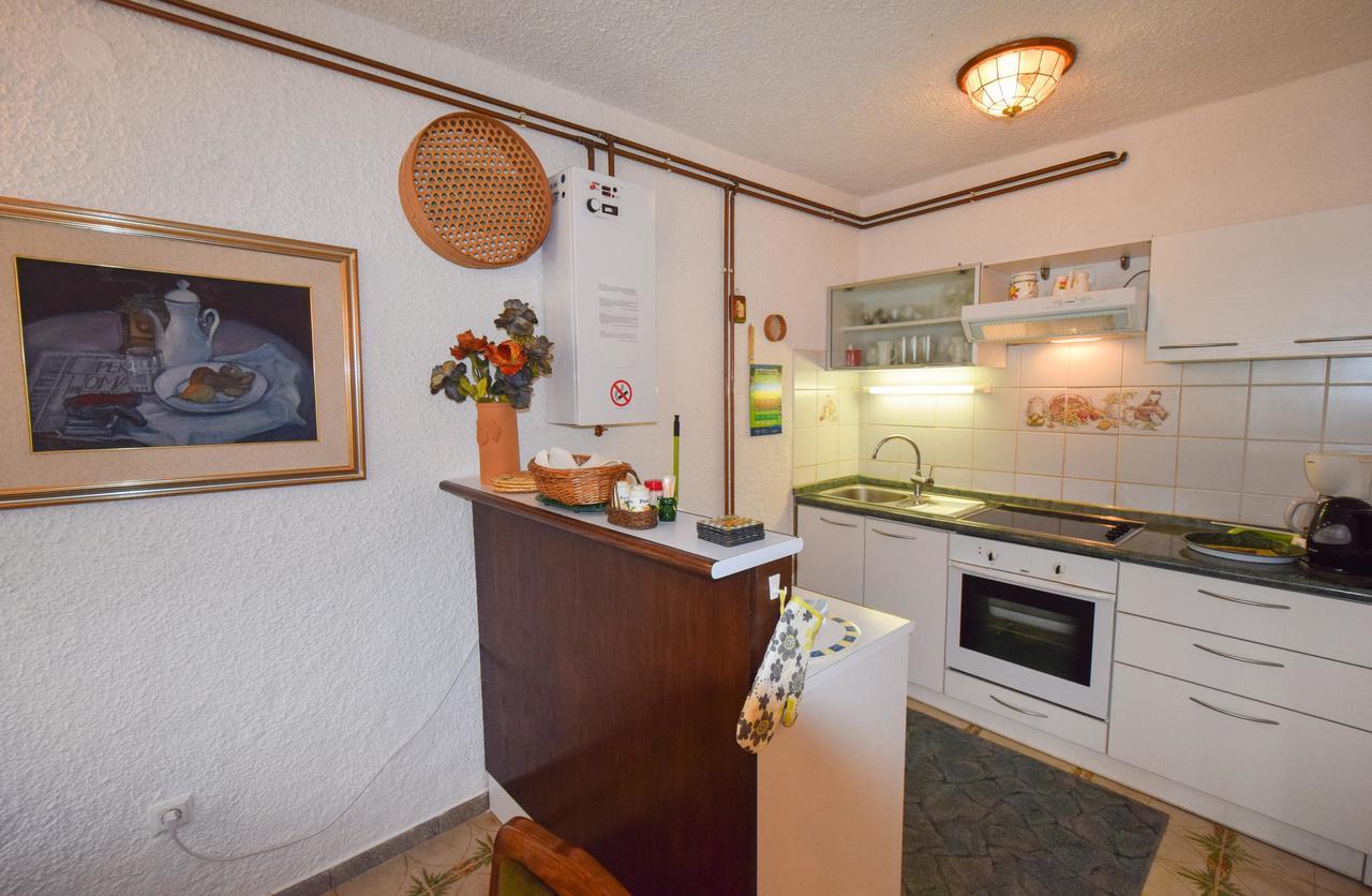 Apartment Petrlin Malinska Luaran gambar